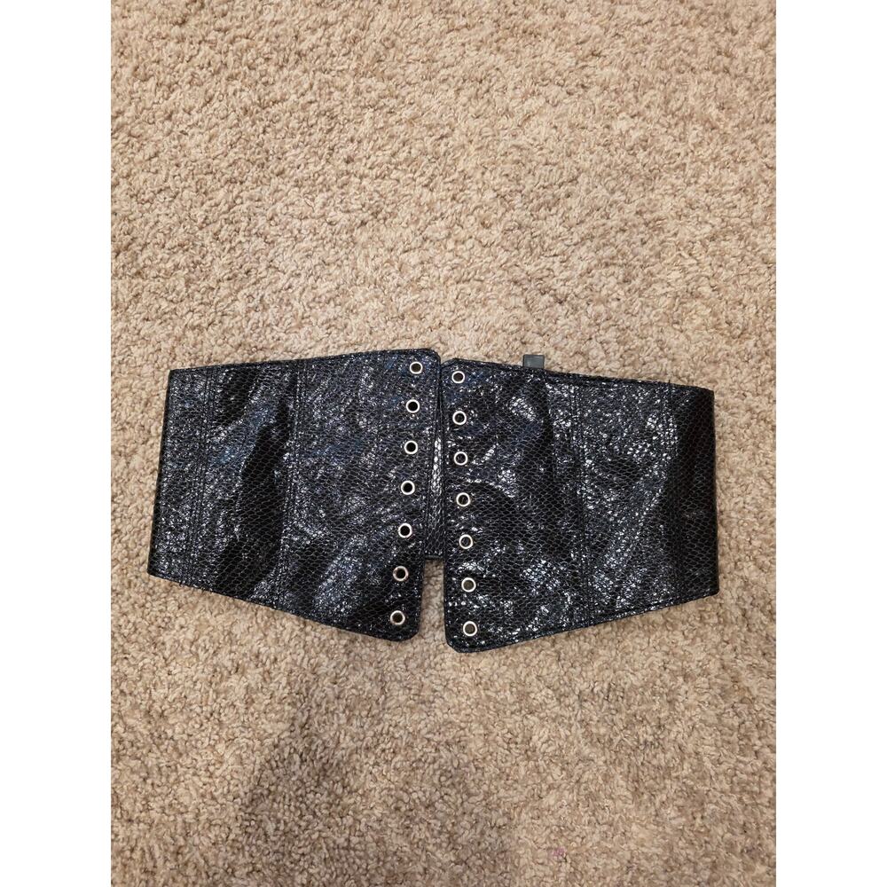 NWT black‎ faux leather corset belt with eyelets
